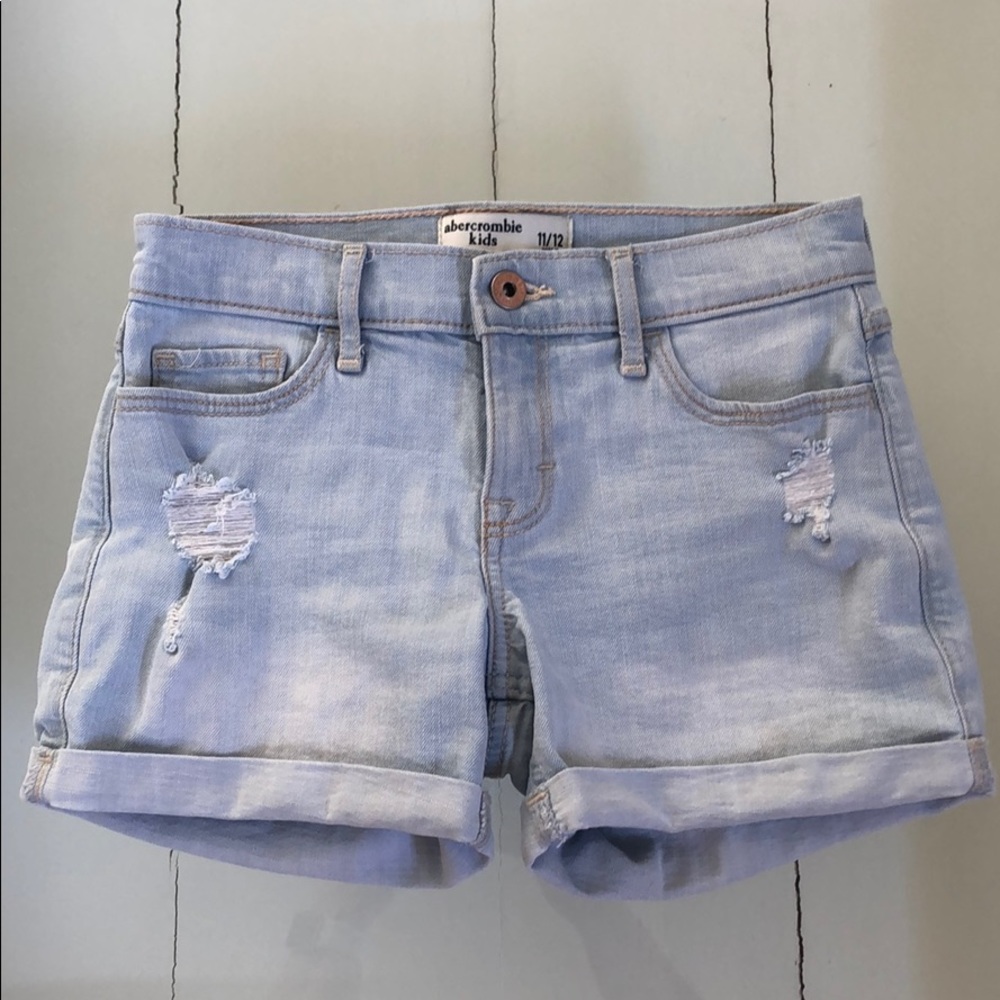 Abercrombie Kids light wash distressed denim short